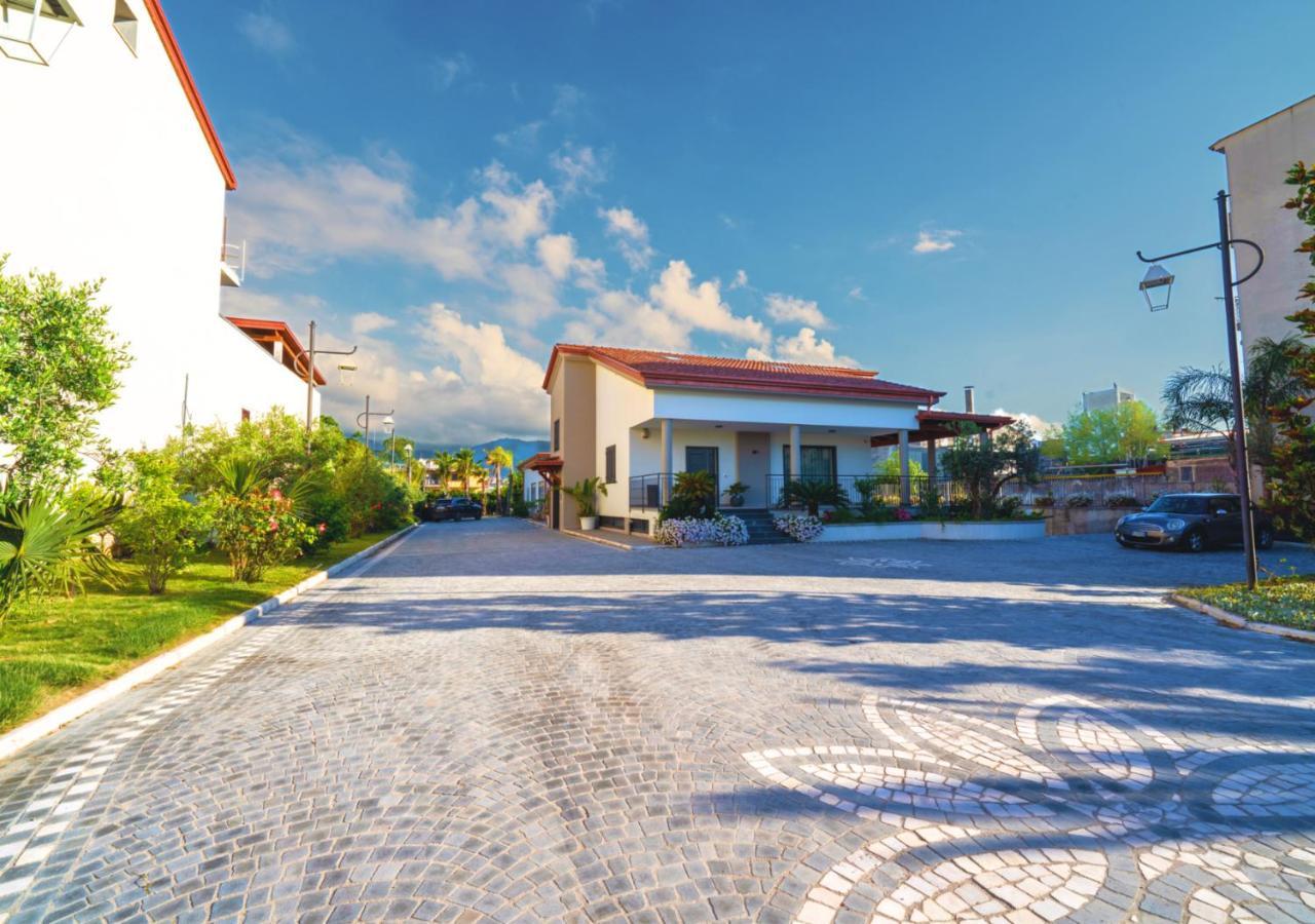 Villa Dei Cesari Bed & Breakfast Santa Maria La Carità エクステリア 写真